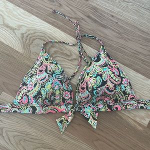 NWOT Victoria’s Secret push up swim